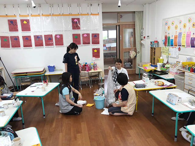 嘔吐対応の練習