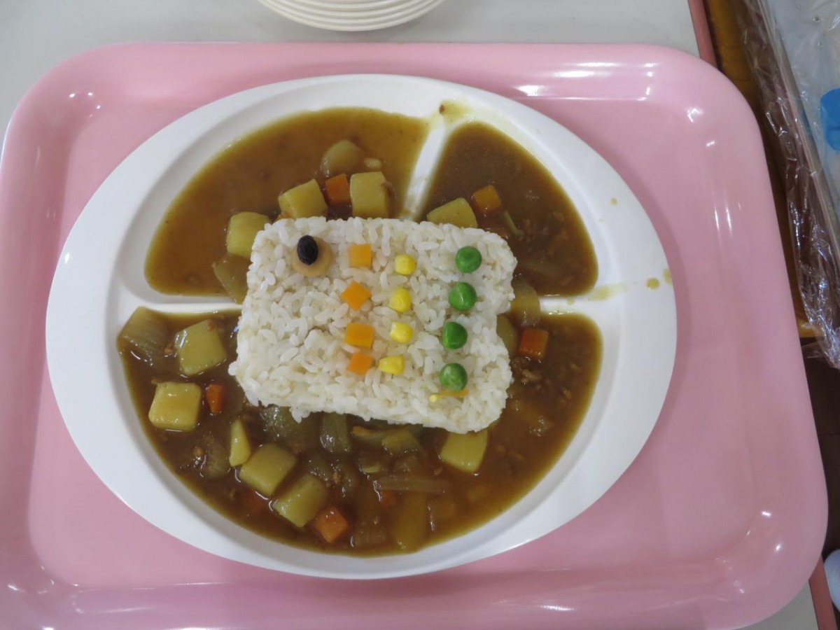 こいのぼりカレー