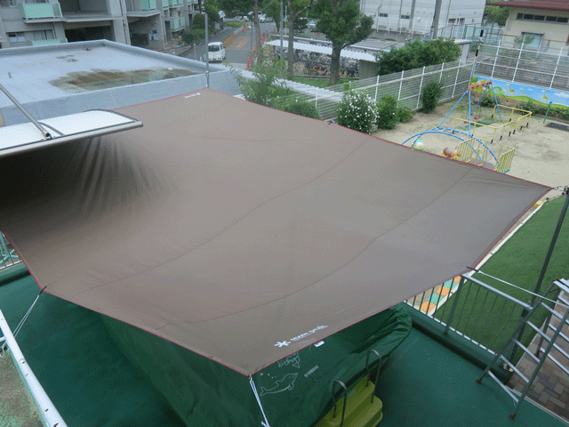 プールの紫外線対策1