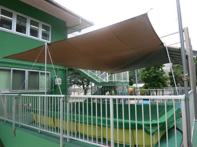 プールの紫外線対策2